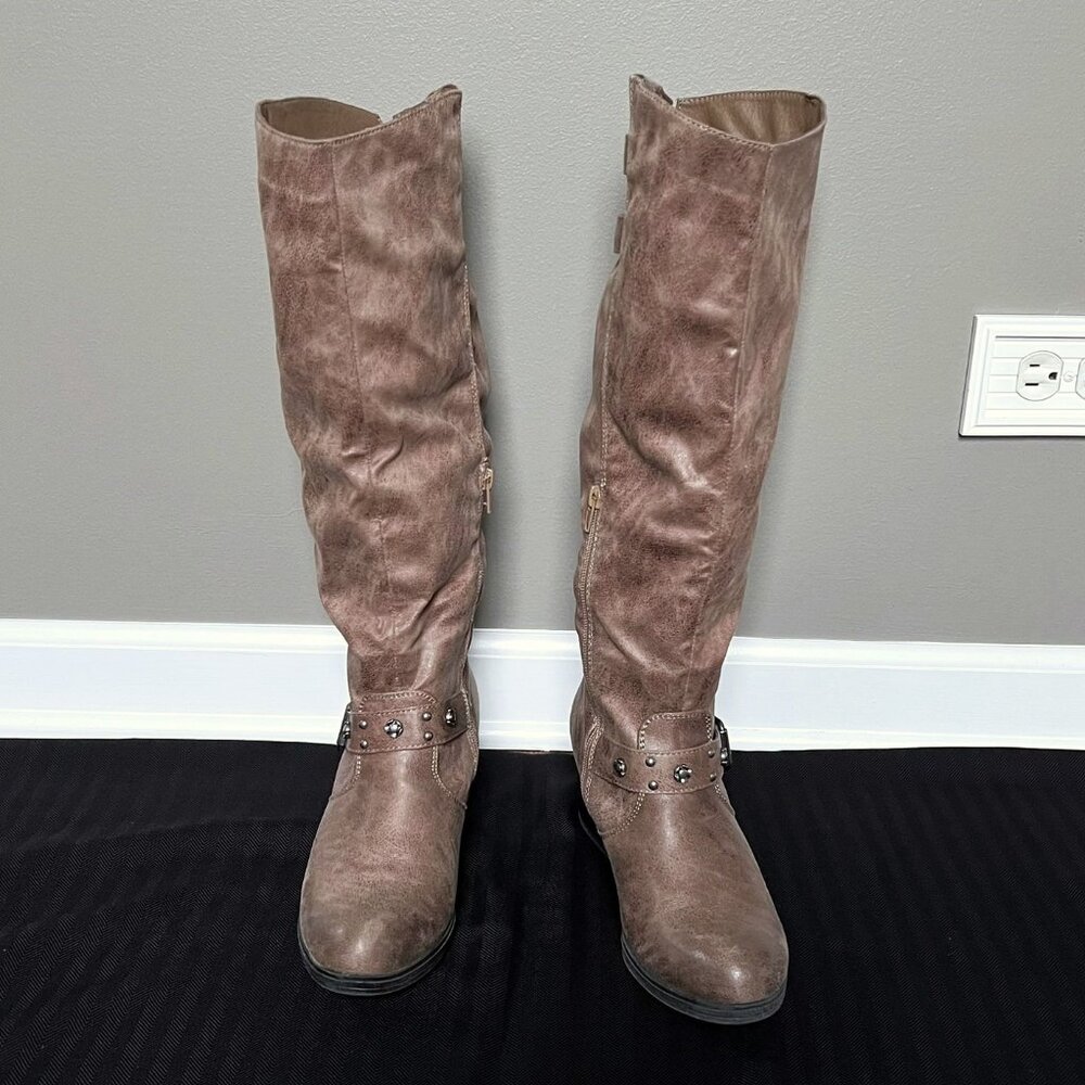 Carlos Santana Tan Boots – Size 8.5